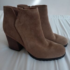 Tan Leather Heel Ankle Boots